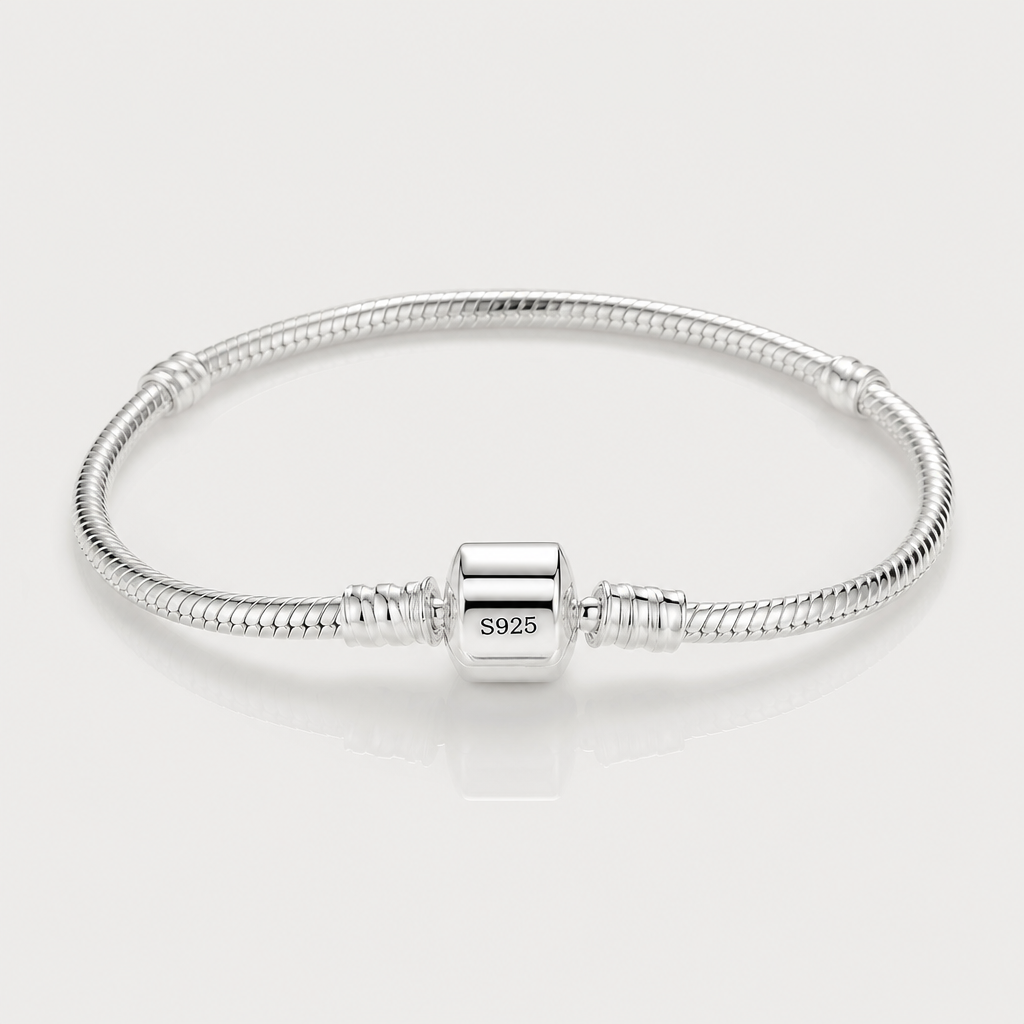 Bracciale artigianale in argento 925 con finitura lucida e maglie sottili
